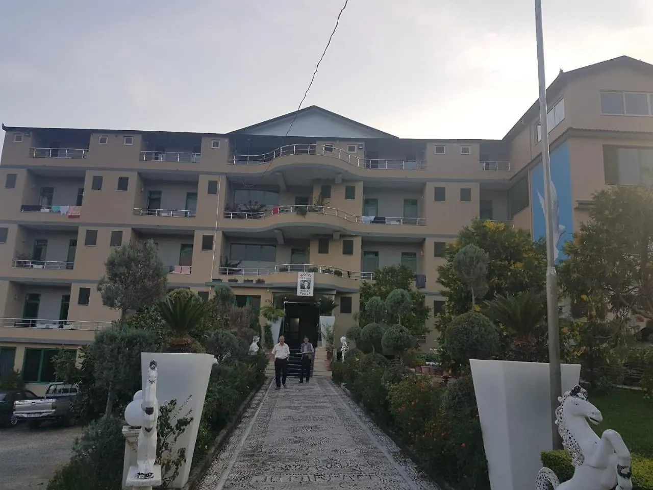 Kuqja Hotel Elbasan